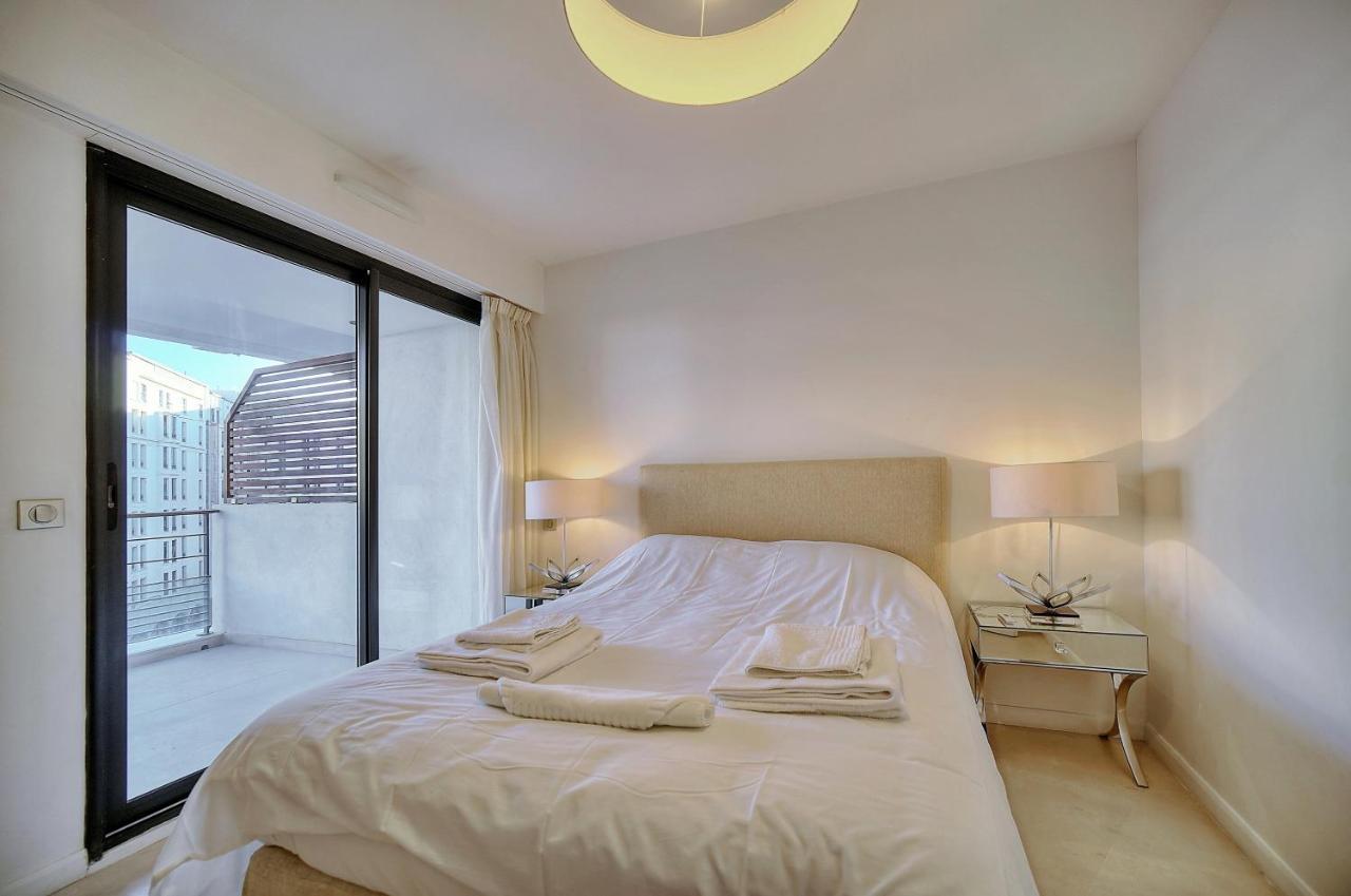 Carlton Riviera كان المظهر الخارجي الصورة