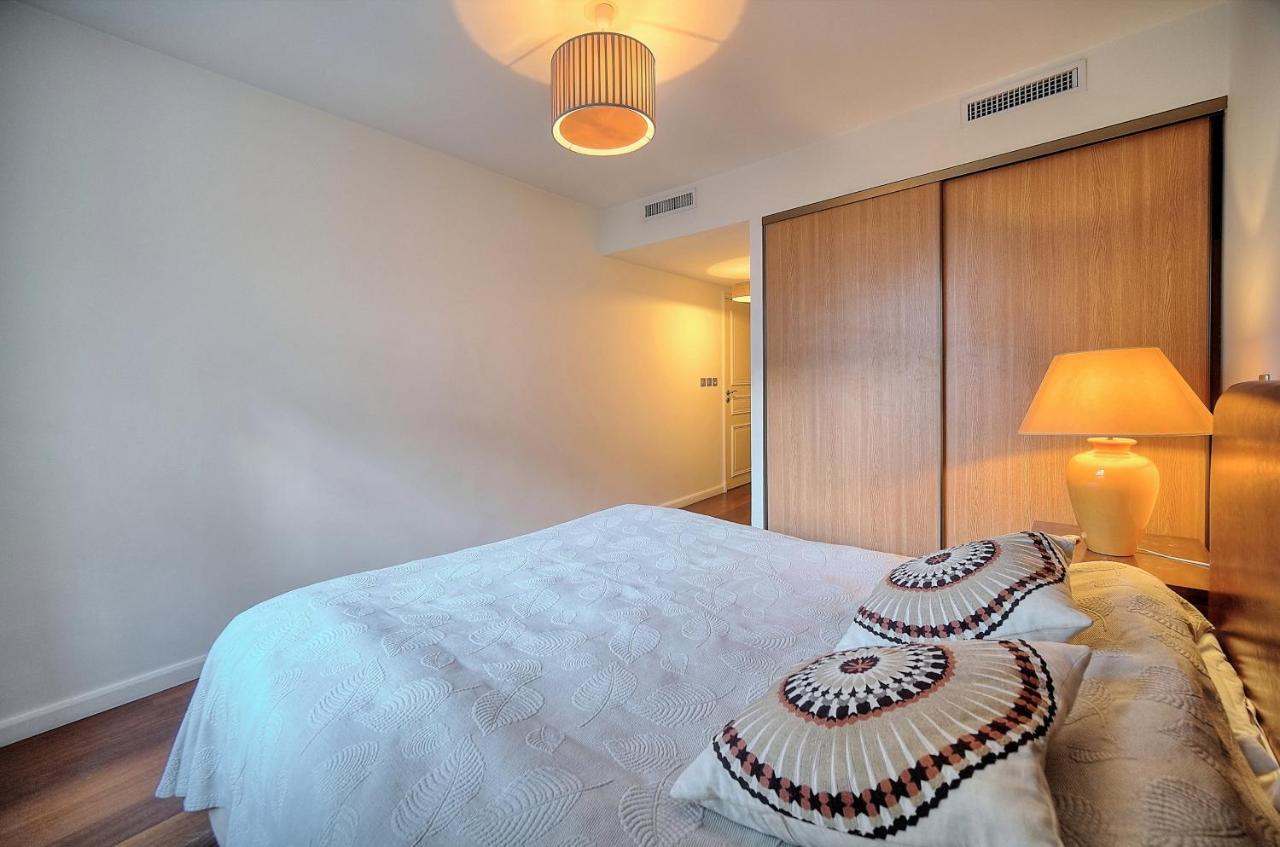 Carlton Riviera كان المظهر الخارجي الصورة
