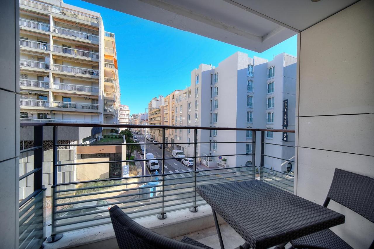 Carlton Riviera كان المظهر الخارجي الصورة